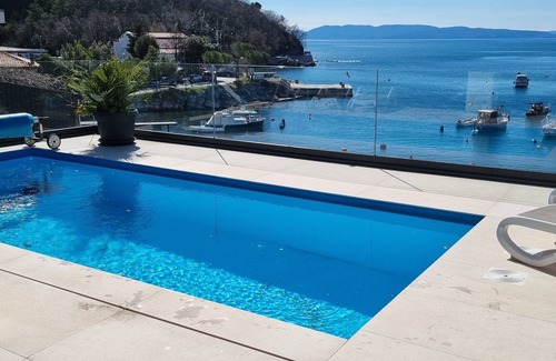 Zurkovo Villa | Hermosa villa en la playa por 8