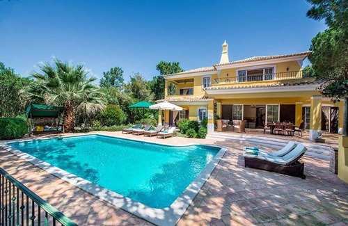 Quinta do Lago Villa | Beautiful Portugal Villa | 4 Bedrooms | Villa Gemstone | Private Pool & BBQ | Almancil