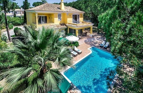 Quinta do Lago Villa | Beautiful Portugal Villa | 4 Bedrooms | Villa Gemstone | Private Pool & BBQ | Almancil