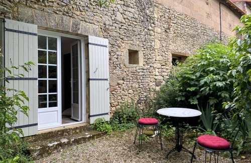 Coux-et-Bigaroque-Mouzens Casa | Beautiful Private Gite in the Dordogne Valley with Large Private Heated Pool