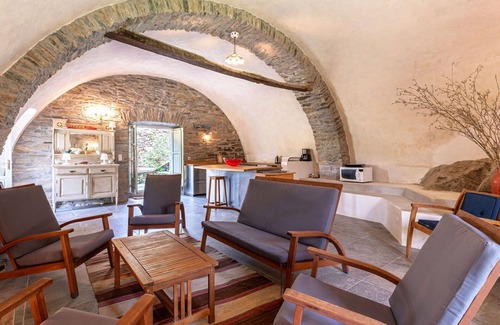 Penta-di-Casinca Casa | Preciosa casa de vacaciones privada con A/C, WIFI, patio, vista panorámica y aparcamiento