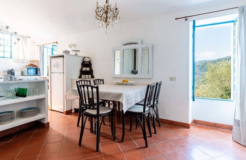 Diano San Pietro Casa | Estupenda casa de vacaciones privada con WIFI, terraza, mascotas permitida y aparcamiento
