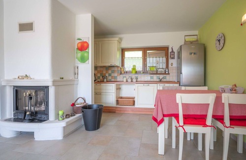Mrkopalj Casa | Preciosa casa de vacaciones privada con WIFI, TV, balcón, vista panorámica, aparcamiento