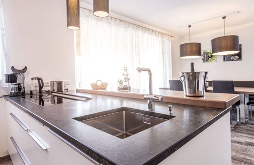 Lojzova Paseka Casa | Preciosa casa de vacaciones privada para 4 personas con TV, terraza y mascotas permitida