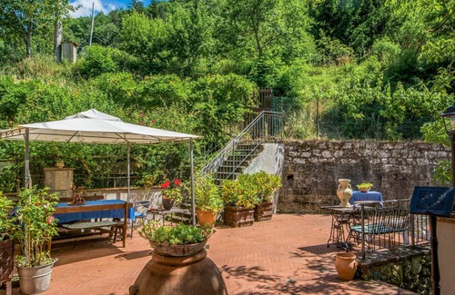 Loro Ciuffenna Casa | Casa de vacaciones privada con WIFI, piscina privada, TV, terraza, mascotas permitida, aparcamiento