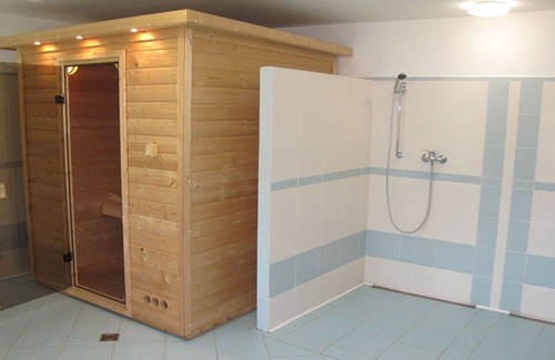 Mistrovice Casa | Casa de vacaciones privada con WIFI, jacuzzi, TV, balcón, mascotas permitida, aparcamiento