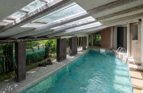 Trezzo Tinella Villa | Casa de vacaciones privada con WIFI, piscina privada, TV, terraza, vista panorámica, aparcamiento