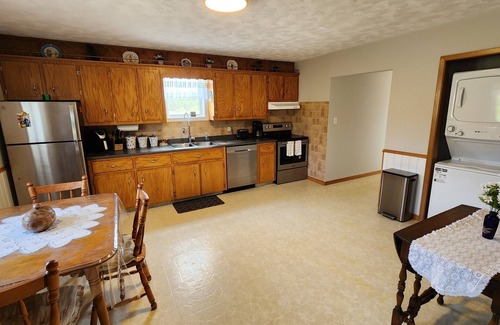 Mayfield Casa | Beautiful Private Country Farm Setting Clean 6 Min 5 Km to Cavendish Area