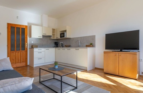 Albrechtice v Jizerskych horach Villa | Preciosa casa de vacaciones privada para 24 personas con piscina privada, WIFI, TV y terraza