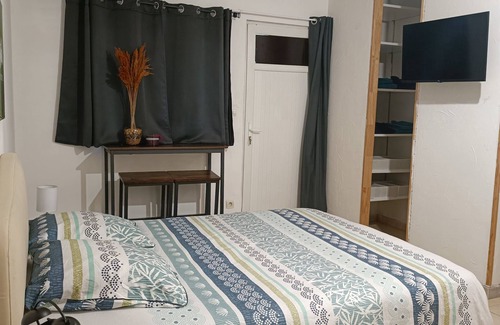 Aigues-Vives Cama Y Desayuno | Beautiful private room