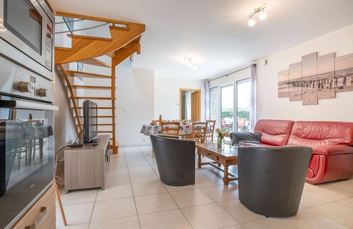 Plouzelambre Villa | Estupenda casa de vacaciones privada con WIFI, TV, terraza, mascotas permitida y aparcamiento