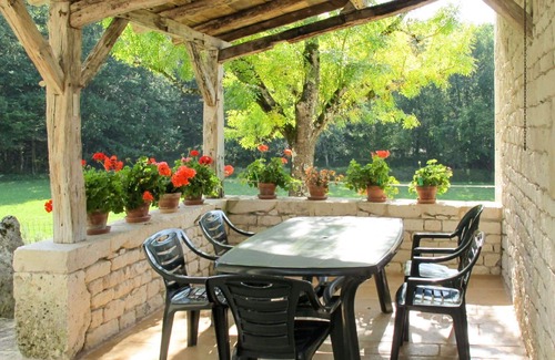 Belmontet Villa | Casa de vacaciones privada con TV, terraza, mascotas permitida, vista panorámica, aparcamiento