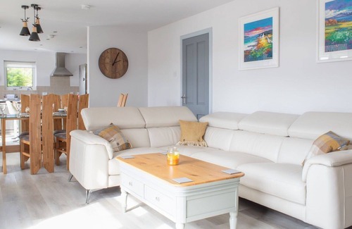 Dunvegan Casa | Maravillosa casa de vacaciones privada para 6 personas con WIFI, TV y patio