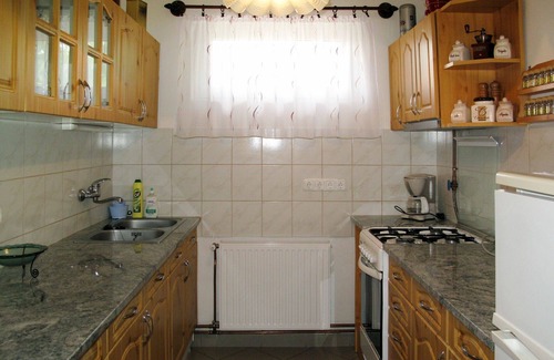 Balatonszarszo Casa | Maravillosa casa de vacaciones privada con piscina privada, WIFI, TV, patio y aparcamiento