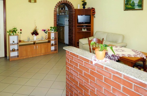 Balatonszarszo Casa | Maravillosa casa de vacaciones privada con piscina privada, WIFI, TV, patio y aparcamiento