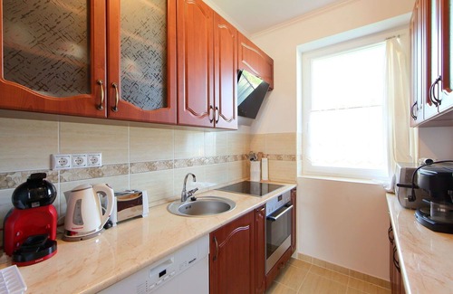 Balatonszemes Casa | Estupenda casa de vacaciones privada para 6 personas con WIFI, piscina privada, TV y terraza