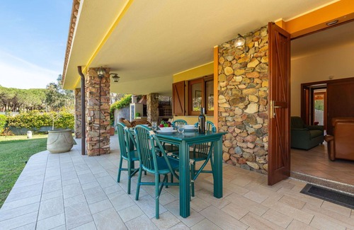 Notteri Villa | Maravillosa casa de vacaciones privada con A/C, WIFI, TV, terraza, vista panorámica y aparcamiento