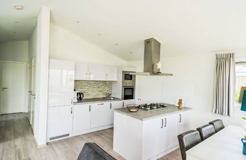 Bovenkarspel Casa | Maravillosa casa de vacaciones privada para 6 personas con WIFI, TV, terraza y aparcamiento