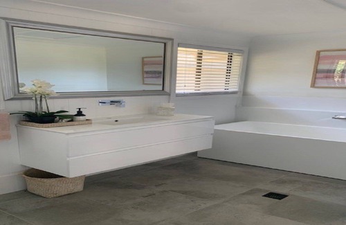 Armidale Casa | Beautiful private Tallowood Apartment