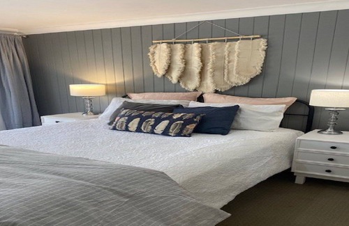 Armidale Casa | Beautiful private Tallowood Apartment