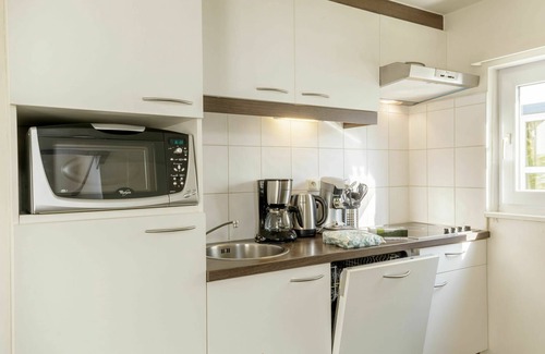 Koksijde Casa | Estupenda casa de vacaciones privada para 4 personas con piscina, WIFI, TV, terraza y aparcamiento