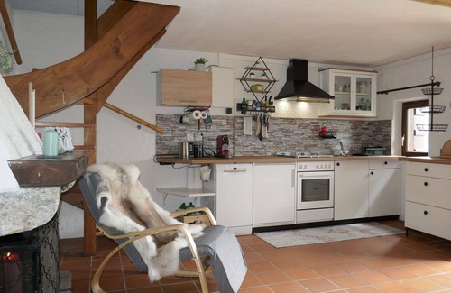Acquarossa Casa | Estupenda casa de vacaciones privada para 4 personas con WIFI y patio