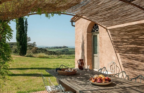 Camigliano Villa | Casa de vacaciones privada con WIFI, piscina privada, A/C, TV, vista panorámica, aparcamiento