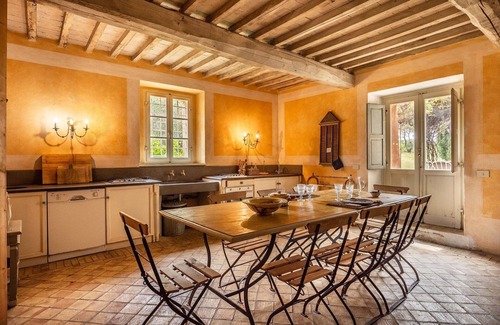 Camigliano Villa | Casa de vacaciones privada con WIFI, piscina privada, A/C, TV, vista panorámica, aparcamiento