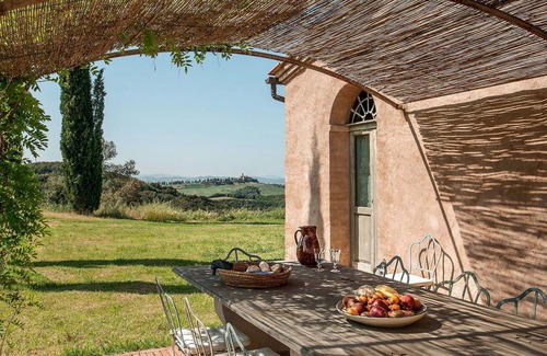 Camigliano Villa | Casa de vacaciones privada con WIFI, piscina privada, A/C, TV, vista panorámica, aparcamiento
