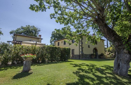 Terranuova Bracciolini Villa | Preciosa casa de vacaciones privada con WIFI, piscina privada, A/C, bañera de hidromasaje, TV
