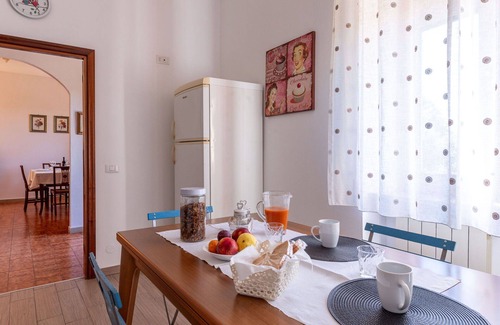 Pitigliano Casa | Estupenda casa de vacaciones privada para 5 personas con WIFI, A/C, TV, patio y mascotas permitida