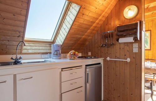 Cleder Casa | Preciosa casa de vacaciones privada para 4 personas con TV, terraza y aparcamiento