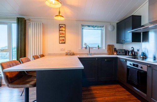 Kinross Casa | Estupenda casa de vacaciones privada para 6 personas con WIFI, TV y balcón