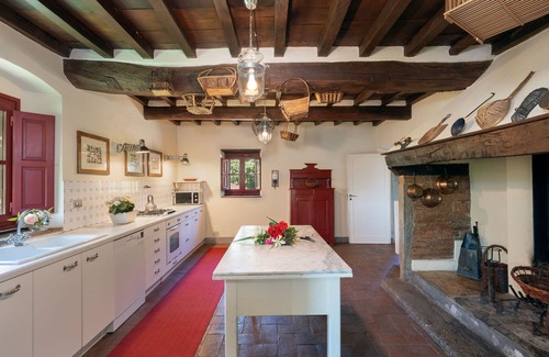 Vicchio Villa | Casa de vacaciones privada con WIFI, piscina privada, TV, patio, vista panorámica, aparcamiento