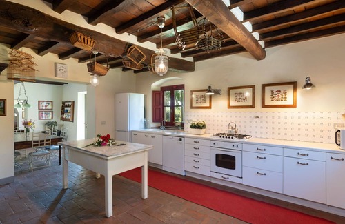 Vicchio Villa | Casa de vacaciones privada con WIFI, piscina privada, TV, patio, vista panorámica, aparcamiento