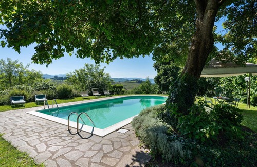 Vicchio Villa | Casa de vacaciones privada con WIFI, piscina privada, TV, patio, vista panorámica, aparcamiento