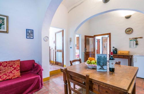 Sinalunga Villa | Preciosa casa de vacaciones privada con WIFI, TV, balcón, mascotas permitida y aparcamiento