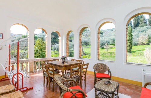 Sinalunga Villa | Preciosa casa de vacaciones privada con WIFI, TV, balcón, mascotas permitida y aparcamiento