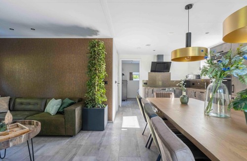 Bosgebied Hoenderloo Casa | Maravillosa casa de vacaciones privada con WIFI, piscina, TV, terraza y aparcamiento