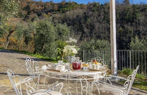 Macchino Casa | Casa de vacaciones privada con jacuzzi, piscina privada, WIFI, TV, patio, mascotas permitida