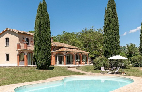 Manciano Villa | Estupenda casa de vacaciones privada con A/C, WIFI, piscina privada, patio y mascotas permitida