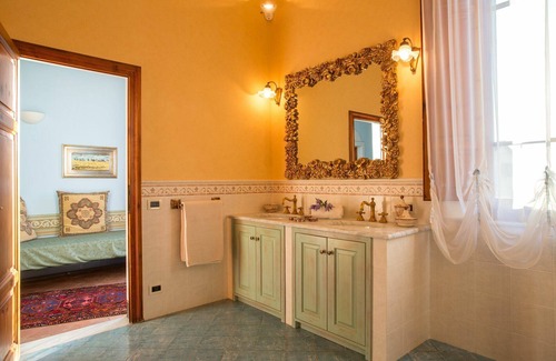 Fabbrica Villa | Estupenda casa de vacaciones privada con piscina, A/C, WIFI, TV, vista panorámica y aparcamiento