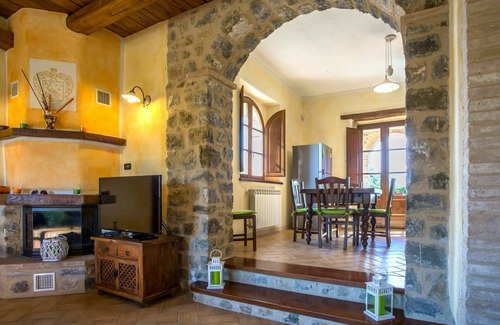 Seggiano Casa | Estupenda casa de vacaciones privada con WIFI, piscina privada, jacuzzi, TV, patio