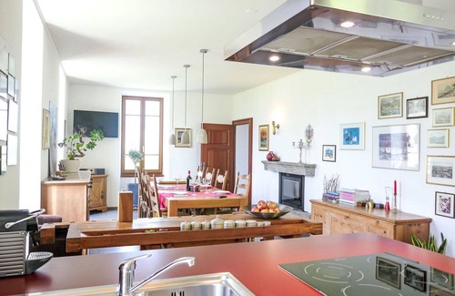 Malvaglia-dagro Casa | Estupenda casa de vacaciones privada con WIFI, TV, patio, mascotas permitida y aparcamiento