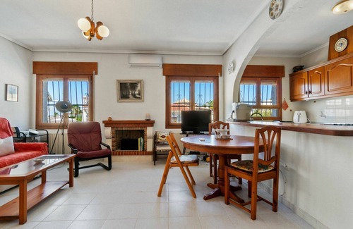 Quesada Casa | Casa de vacaciones privada con A/C, WIFI, piscina privada, terraza, mascotas permitida, aparcamiento