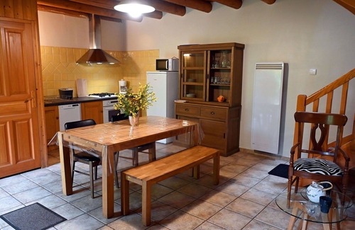 Vielprat Casa | Casa de vacaciones privada con WIFI, TV, patio, mascotas permitida, vista panorámica, aparcamiento