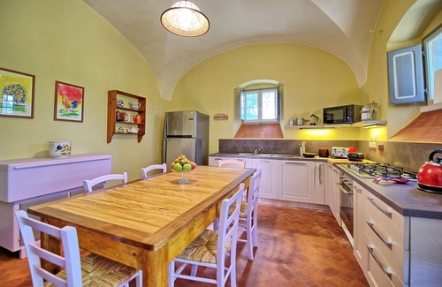 Le Piazze Villa | Casa de vacaciones privada con piscina privada, WIFI, A/C, TV, vista panorámica, cerca de Arezzo