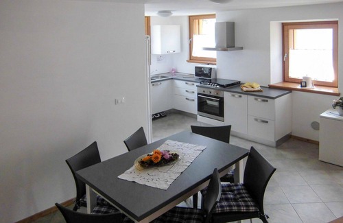 Ovaro Casa | Estupenda casa de vacaciones privada para 4 personas con WIFI, TV, balcón y aparcamiento