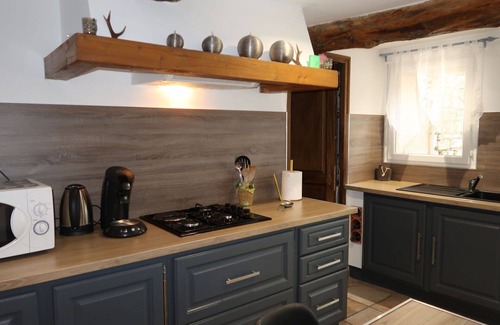 Limans Casa | Maravillosa casa de vacaciones privada con WIFI, TV, terraza, mascotas permitida y aparcamiento