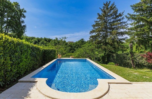 Karojba Casa | Maravillosa casa de vacaciones privada con A/C, piscina privada, WIFI, TV, terraza, aparcamiento
